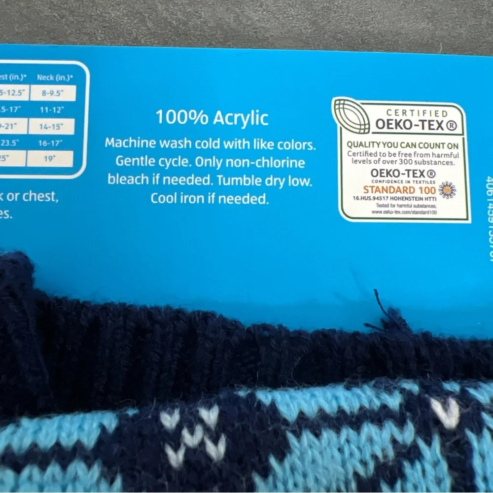 ALDI Gear Christmas Holiday Winter 2023 Pom Beanie‎ & Matching Med Dog Sweater